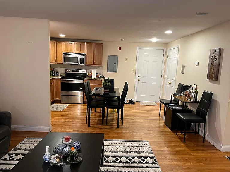 95 Clifton St #301 — Photo 6