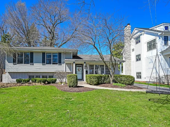 556 Jefferson St, Hinsdale, IL 60521