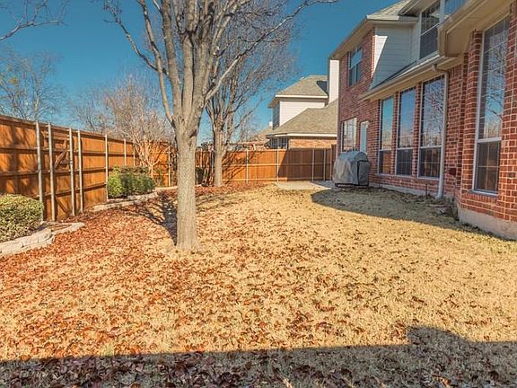4th image of 1631 Wood Creek Ln