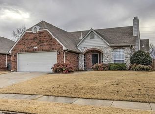 3121 W College St, Broken Arrow, OK 74012