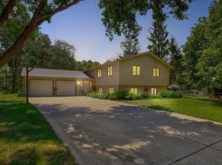 1671 Buckingham Path, Faribault, MN 55021