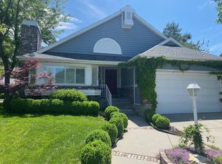2086 E Elderberry Way, Sandy, UT 84092