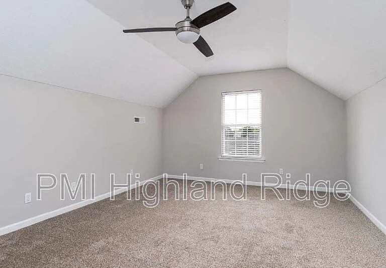 2414 Lismore Dr — Photo 18