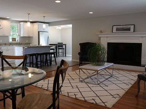 2nd image of 6 Cloverdale Ave