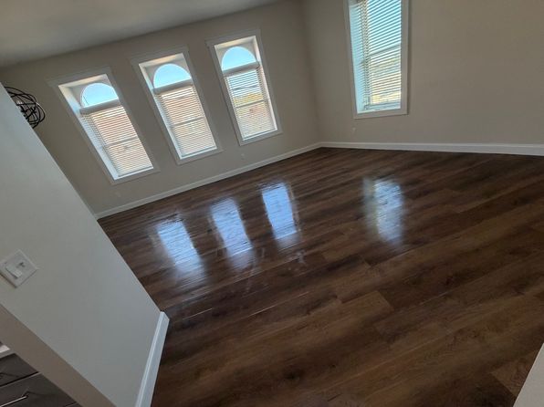 25 Oswego St APT 9