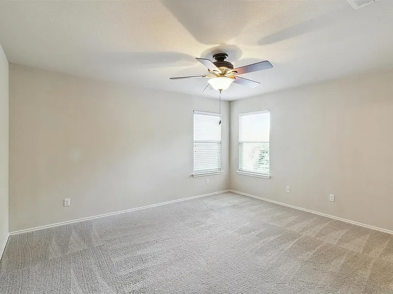 1600 Sugarberry Ln #54 — Photo 18