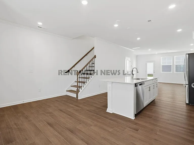 2307 Oakwood Meadows Ct — Photo 16