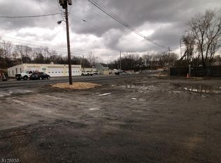 81 Beaver Ave, Clinton, NJ 08809