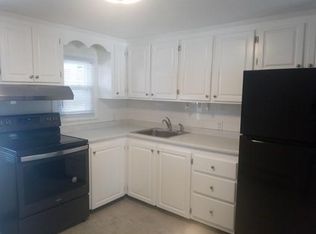 101 Oak St #1, Middleboro, MA 02346