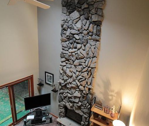 4th image of 2056 Colchester Dr