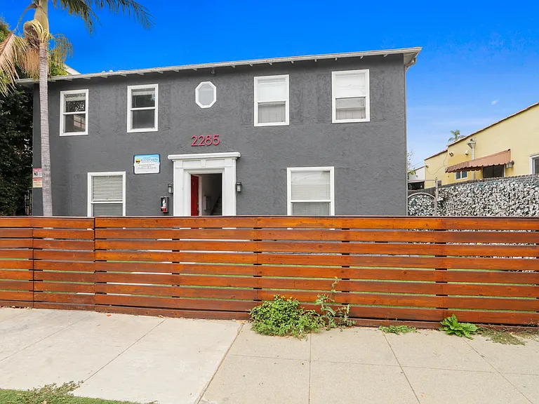 2285 Earl Ave #7 — Photo 5