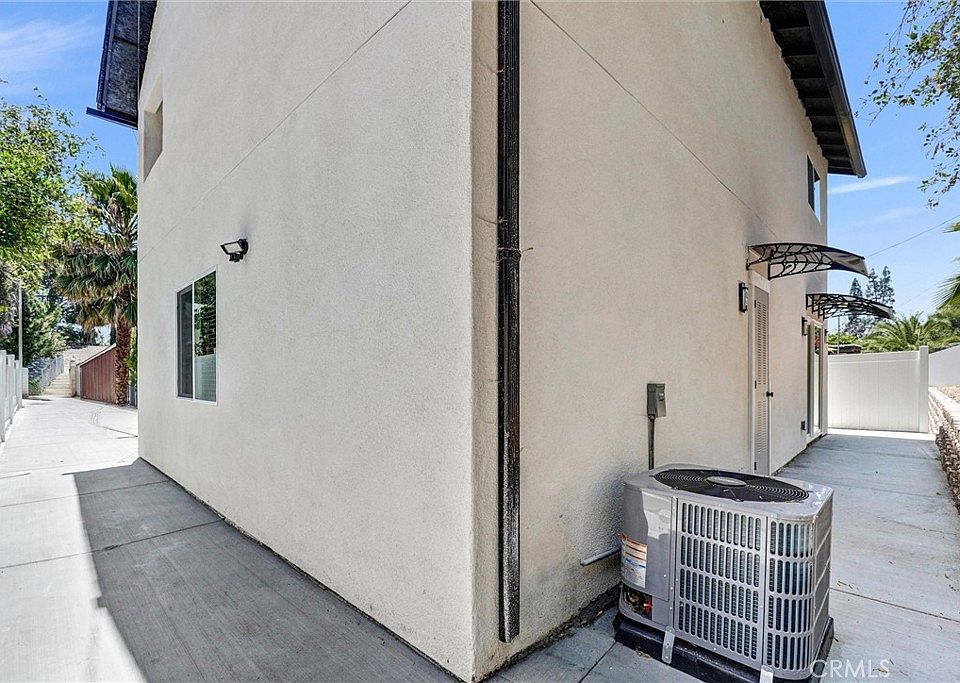 1st image of 18663 Horace St
