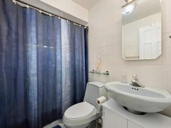 159 Seneca Avenue image 13 of 34