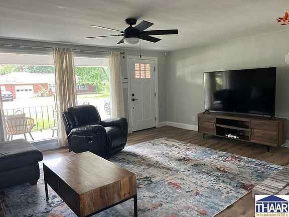 2nd image of 10 Judith Ln
