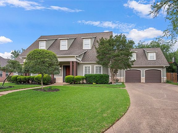 2nd image of 714 Plum Hollow Dr