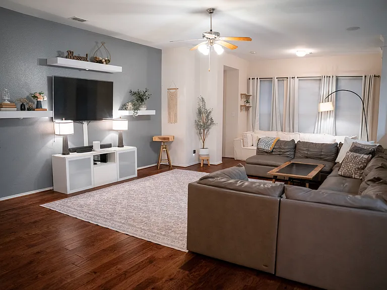 8241 Grayson Way — Photo 12