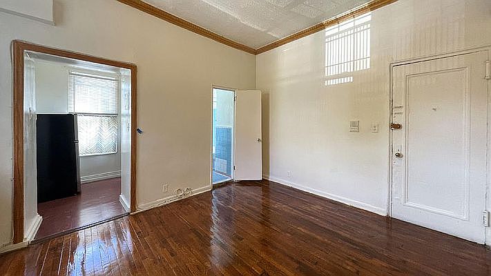 1st image of 434 Classon Ave #11