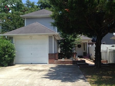 1st image of 1733 Augustine Pl