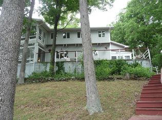 1490 Robin Woods Ln, Tunnel Hill, IL 62972