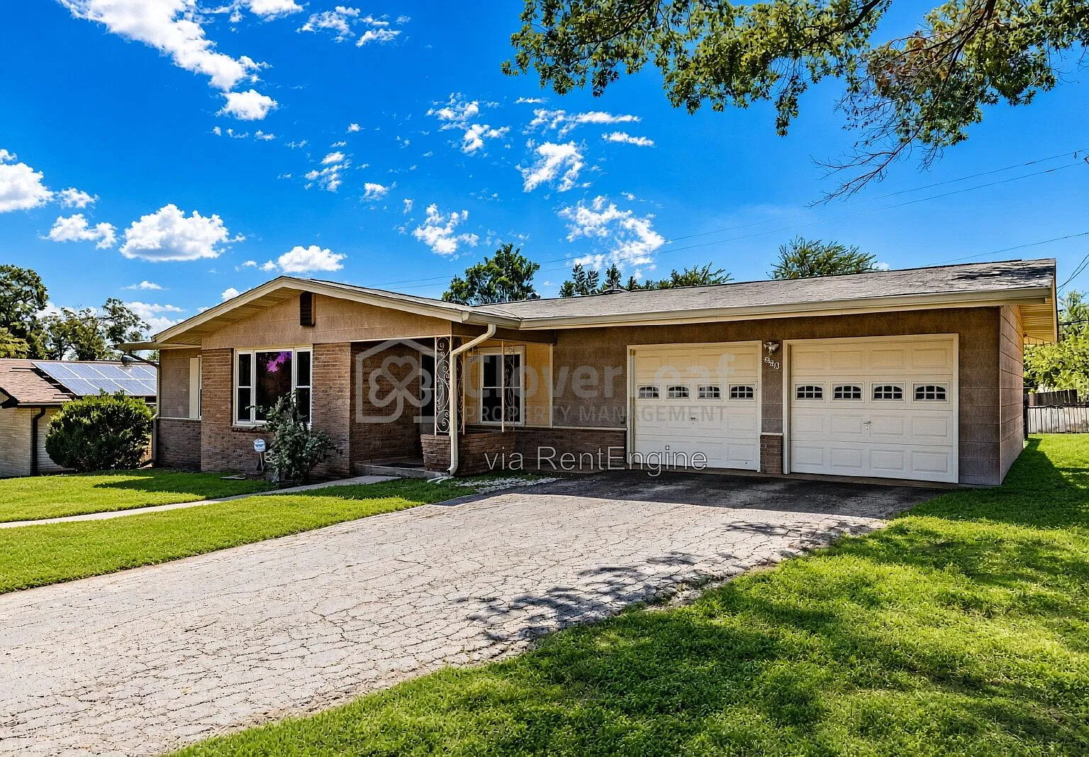 3 bed, 2.0 bath, 1677 sqft, $1,797 — Photo 2