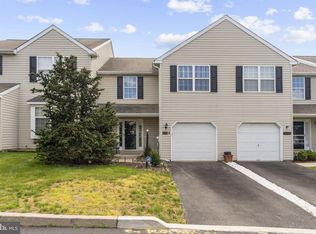 1171 Hill Rd, Lansdale, PA 19446
