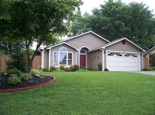 841 Smoke Creek Rd, Knoxville, TN 37934