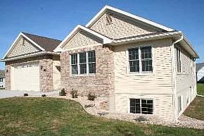 1st image of 1725 Magnolia Ct