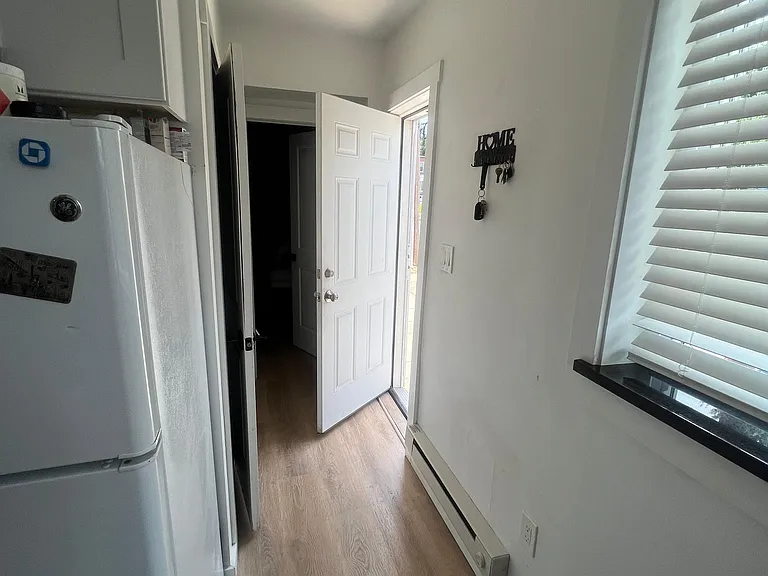 4500 McKinley St #1 — Photo 8