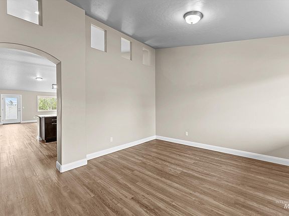 3rd image of 1816 N Snowfield Pl