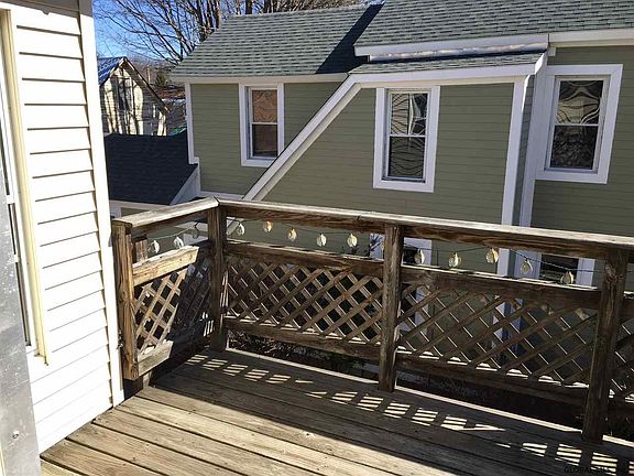 3rd image of 191 Lake Ave