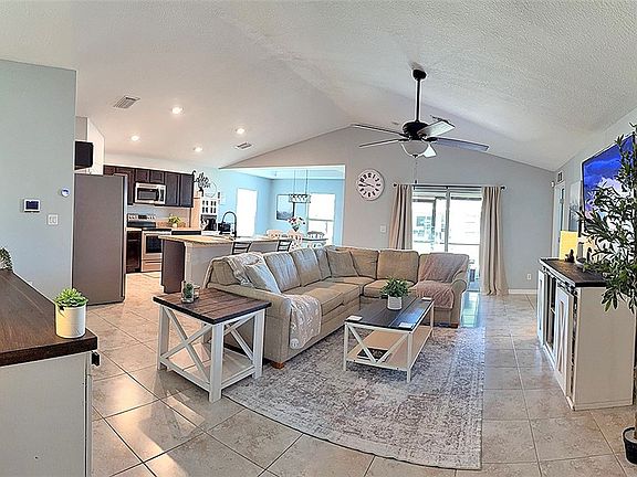 5th image of 1213 NW 19th Ter