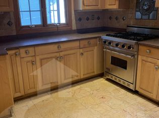 31 Myrtle Ave, Cambridge, MA 02138