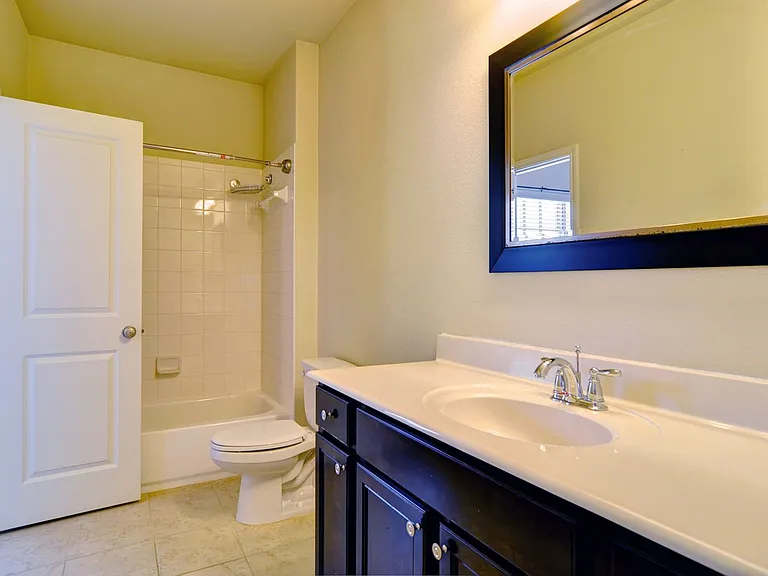 3409 Hamilton Ave — Photo 21