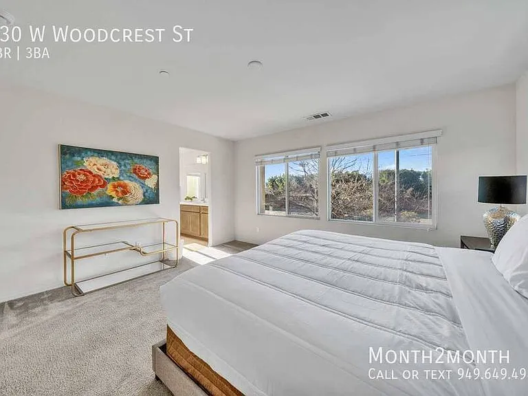 630 W Woodcrest St — Photo 23
