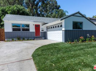 21016 Costanso St, Woodland Hills, CA 91364