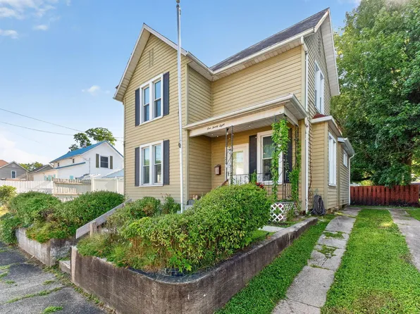 128 N 9th St, Newark, OH 43055