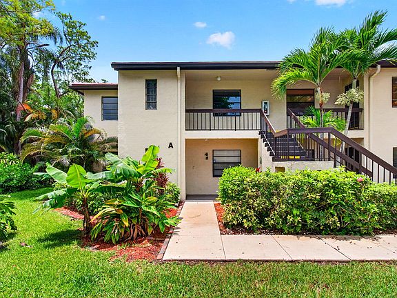 3rd image of 8460 Casa Del Lago