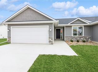 5611 NE Creek Ridge Dr, Ankeny, IA 50021
