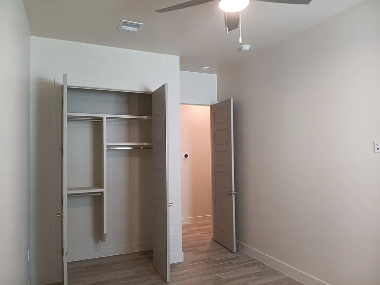 824 Durham Way — Photo 26