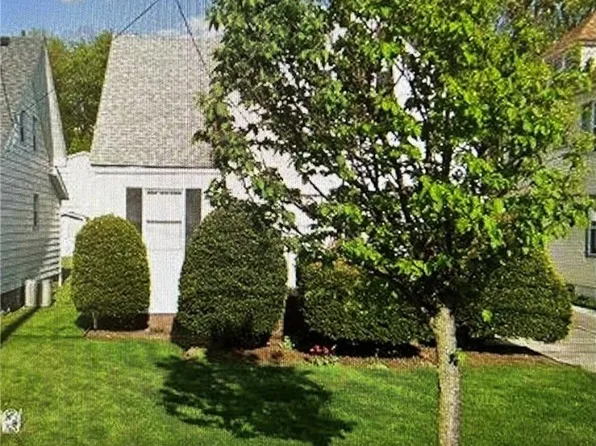 487 Massillon Rd, Akron, OH 44306