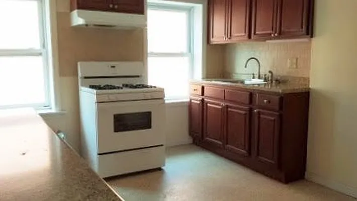 Rented by Brick Real Estate | media 8