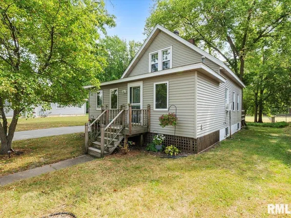 914 1st Ave, Hampton, IL 61256