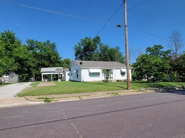 210 S High Street, Mountain Grove, MO 65711