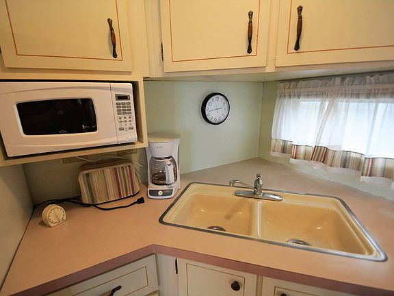 4th image of 1101 W Commerce Ave Lot 89