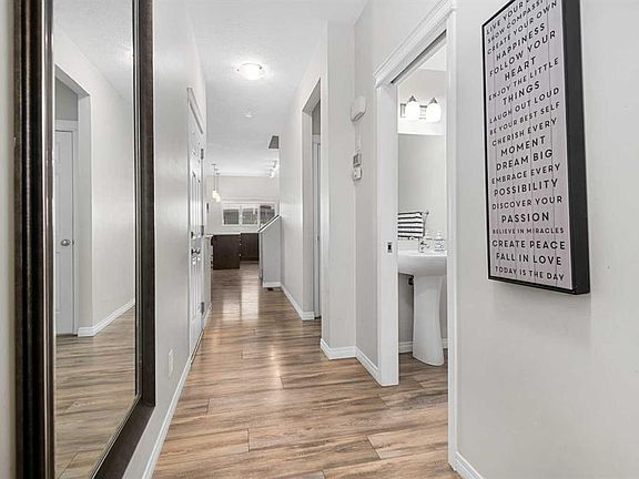 3rd image of 673 S Hillcrest Rd SW