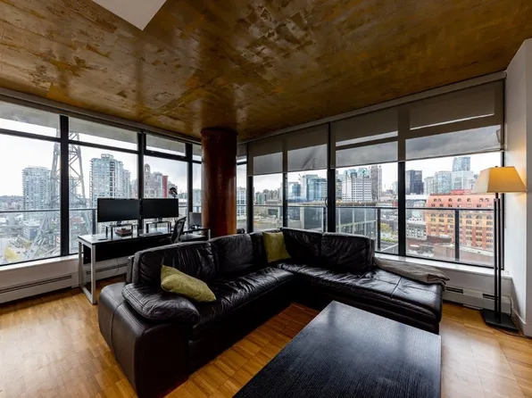 108 Cordova St W #1605, Vancouver, BC V6B 0G5