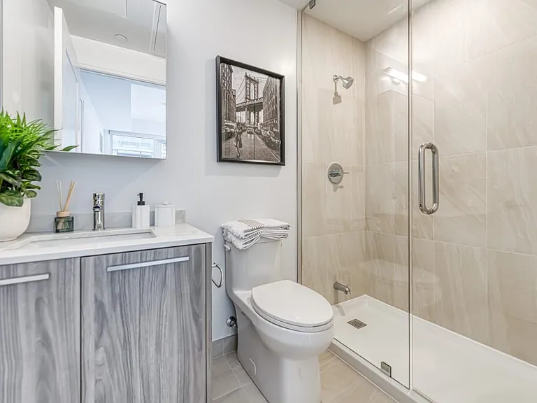 55 Broadway Ave — Photo 18