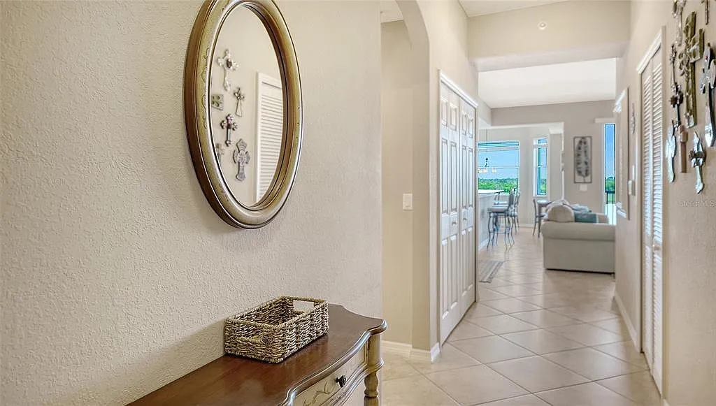 2 bed, 2.0 bath, 1156 sqft, $2,000 — Photo 3