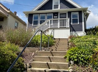 2839 S Linebarger Ter, Milwaukee, WI 53207