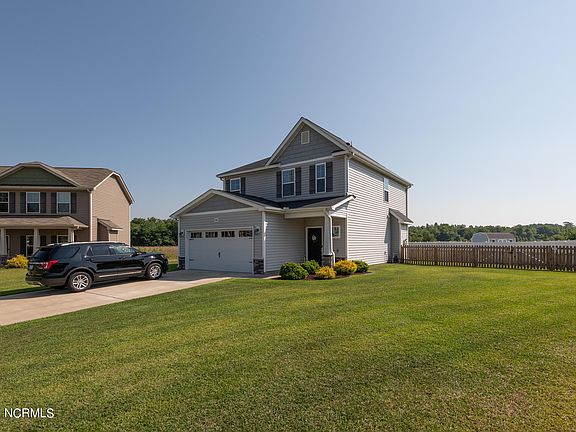 3rd image of 1504 Teakwood Dr